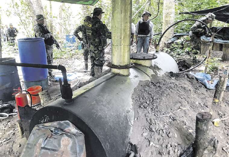 Laboratorio de refinación tenía dos pistas clandestinas