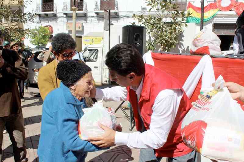 Culmina la entrega de la canasta del adulto mayor 