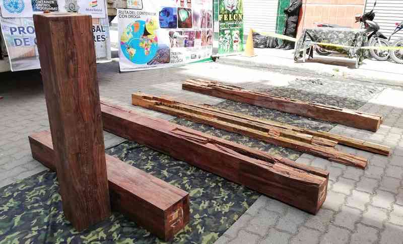 Encuentran una tonelada y media de droga oculta en madera de exportación a Europa