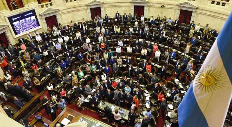 Congreso argentino: Presentan proyecto para denegar refugio a Evo