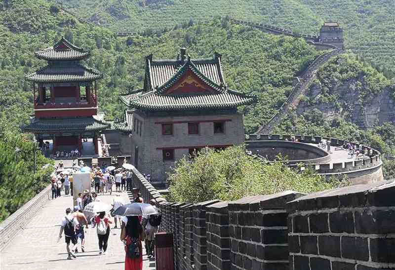 China anuncia el cierre de partes de la Gran Muralla para evitar propagación del virus