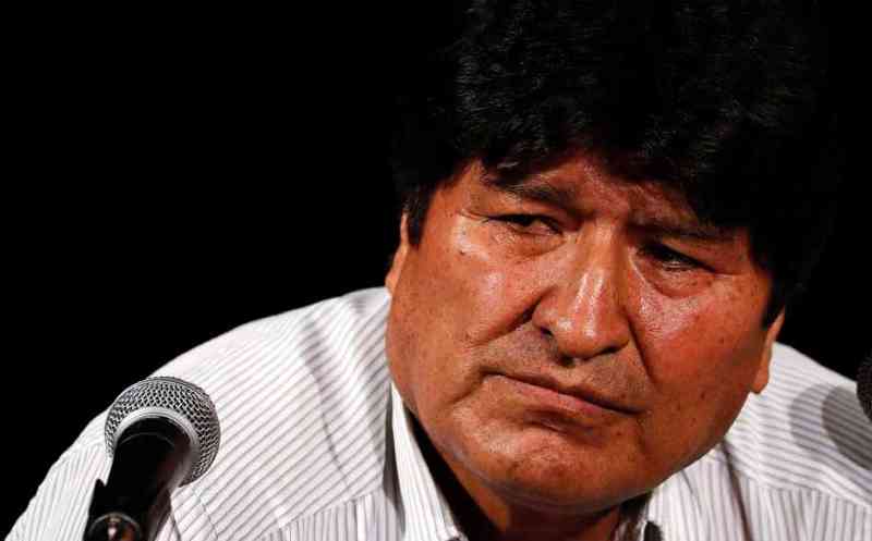 Evo denunciará “robo” de sus documentos; acusa a Murillo y al jefe de la FELCC