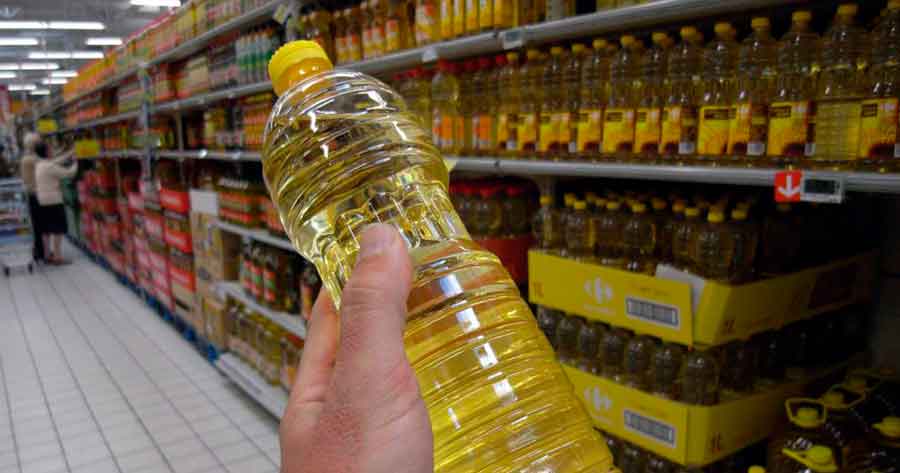 Industria oleaginosa se declara en emergencia e indica que hay 39.000 toneladas de aceite para el me